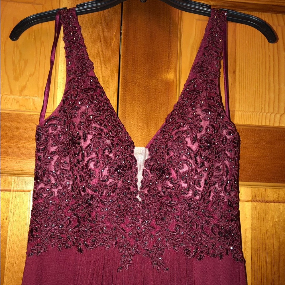 Betsy & Adam Macy’s burgundy prom dress (4P) - Picture 3 of 6